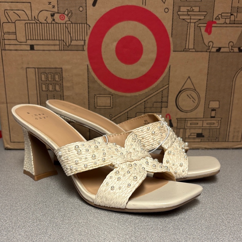A New Day Heels with Pearl Detailing NWT